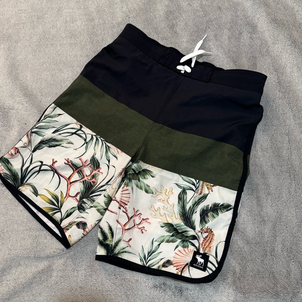 Abercrombie kids swim trunks